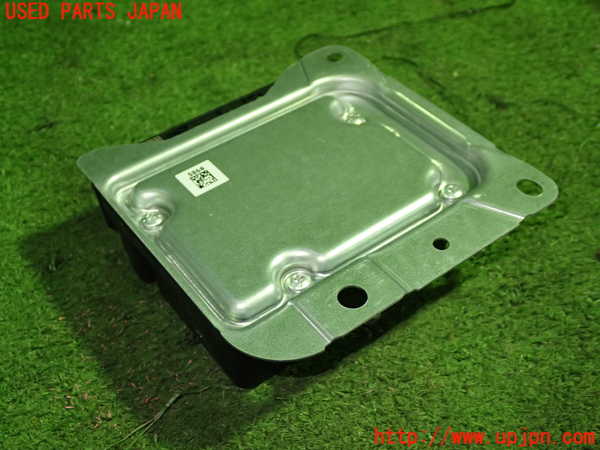 5UPJ-22146145]アルファロメオ・ジュリア(95220)エアバッグコンピューター 中古_m0003.jpg