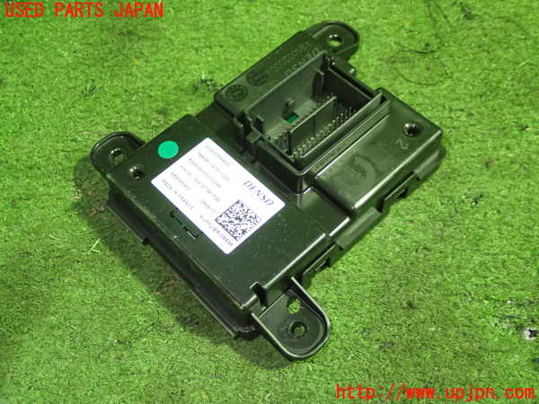 5UPJ-22146146]アルファロメオ・ジュリア(95220)コンピューター1 (00505366820) 中古_m0001.jpg