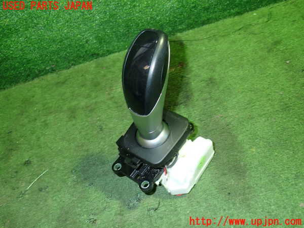 5UPJ-22147555]アルファロメオ・ジュリア(95220)ATシフトレバー 中古_m0001.jpg