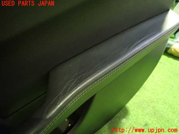 5UPJ-22141234]アルファロメオ・ジュリア(95220)右前ドア内張り 中古_m0004.jpg