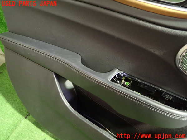 5UPJ-22141264]アルファロメオ・ジュリア(95220)左前ドア内張り 中古_m0003.jpg