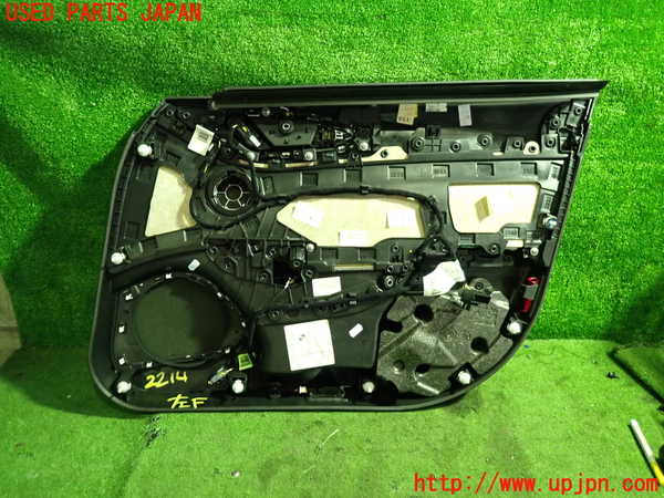 5UPJ-22141264]アルファロメオ・ジュリア(95220)左前ドア内張り 中古_m0004.jpg