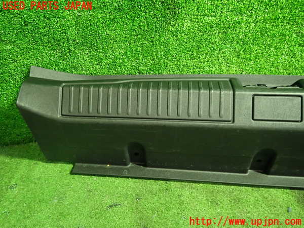 5UPJ-22147772]アルファロメオ・ジュリア(95220)ラゲッジトレイ2 中古_m0003.jpg