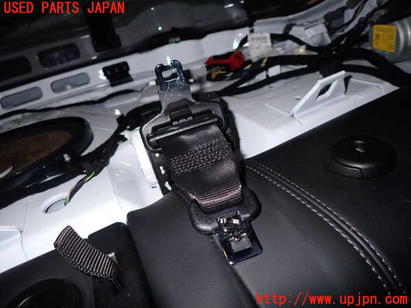 5UPJ-22147135]アルファロメオ・ジュリア(95220)真中2列目シートベルト 中古_m0001.jpg