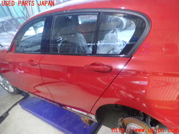 5UPJ-22151320]BMW 118d(1S20 F20)左後ドア 43R-001734 中古_m0001.jpg