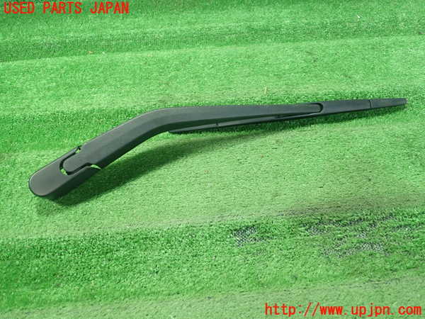 5UPJ-22151661]BMW 118d(1S20 F20)リアワイパーアーム1 中古_m0001.jpg
