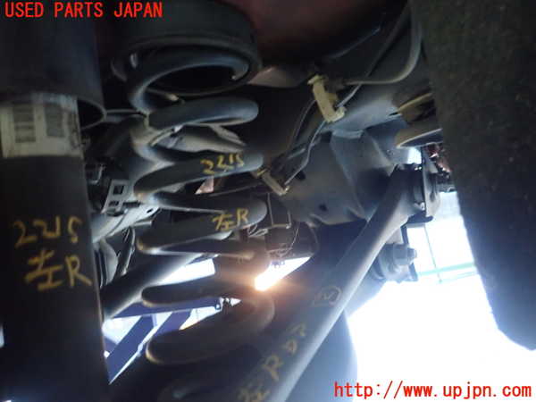 5UPJ-22155105]BMW 118d(1S20 F20)左リアスプリング 中古_m0001.jpg