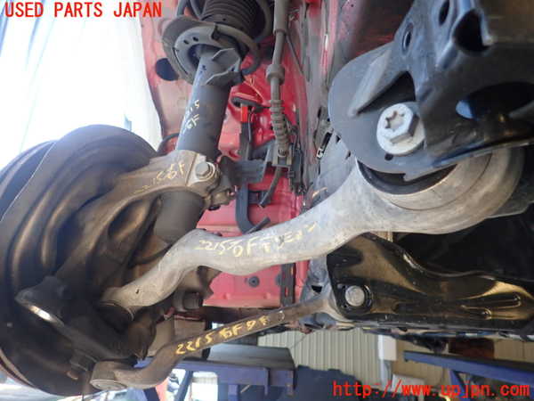 5UPJ-22155315]BMW 118d(1S20 F20)右フロントテンションロッド 中古_m0001.jpg