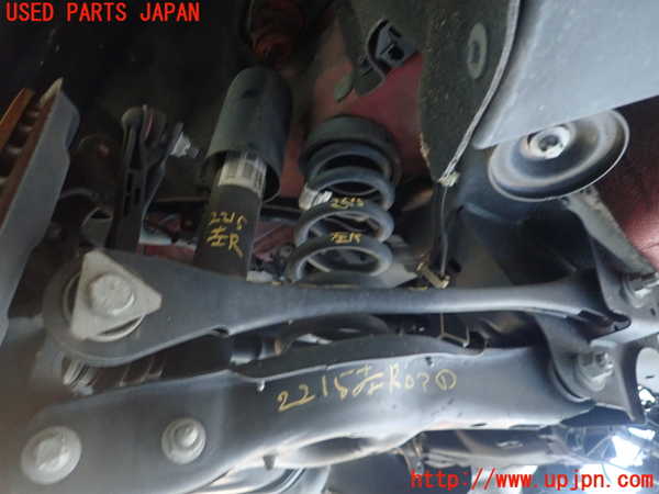 5UPJ-22155227]BMW 118d(1S20 F20)左リアロアアーム2 中古_m0001.jpg