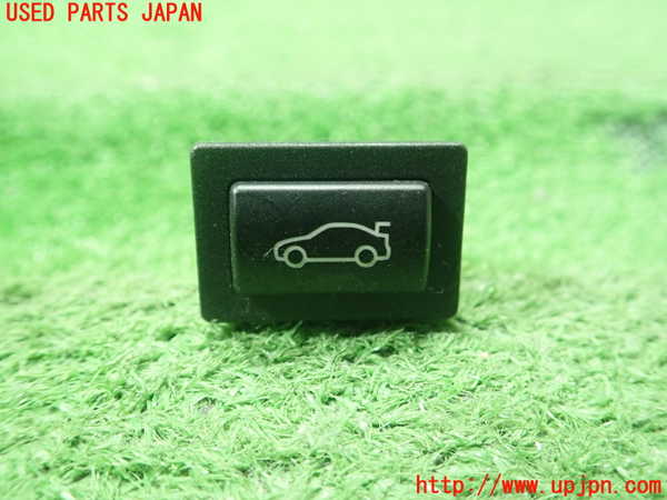 5UPJ-22156311]BMW 118d(1S20 F20)スイッチ6 (トランク) 中古_m0001.jpg