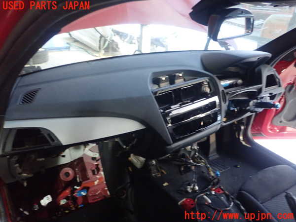 5UPJ-22157505]BMW 118d(1S20 F20)ダッシュボード 中古_m0001.jpg