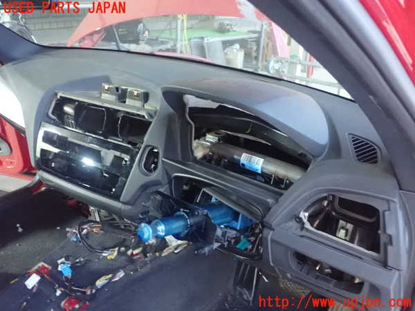 5UPJ-22157505]BMW 118d(1S20 F20)ダッシュボード 中古_m0002.jpg