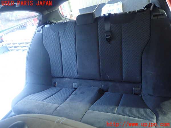 5UPJ-22157385]BMW 118d(1S20 F20)リアシート 中古_m0001.jpg