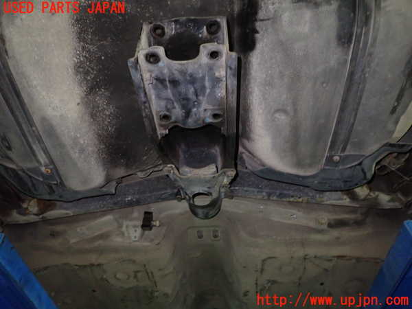 5UPJ-22165296]インプレッサ WRX-STi(GC8)メンバー1 中古_m0005.jpg