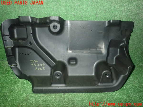 5UPJ-22182160]スイフトスポーツ(ZC33S)エンジンアッパーカバー 中古_m0002.jpg
