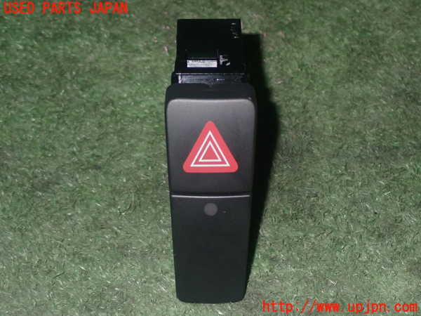 5UPJ-22186290]スイフトスポーツ(ZC33S)ハザードスイッチ 中古_m0001.jpg
