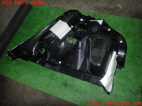 5UPJ-22187680]スイフトスポーツ(ZC33S)左リアピラートリム 中古_m0005.jpg