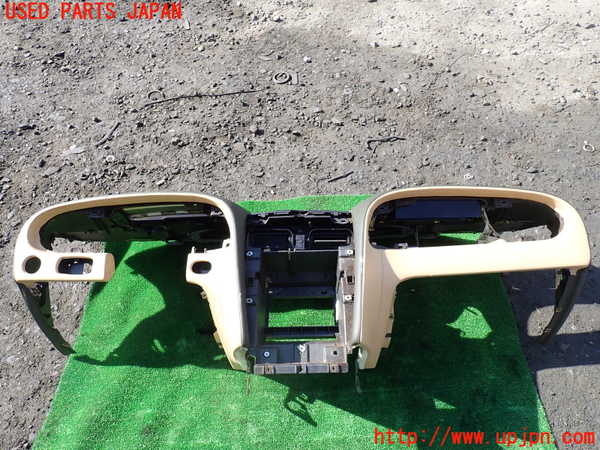 1UPJ-22197505]ベントレー・コンチネンタル・GT(BCBEB)ダッシュボード 中古_m0001.jpg