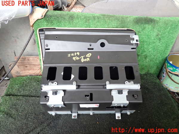1UPJ-22197516]ベントレー・コンチネンタル・GT(BCBEB)グローブボックス1 中古_m0004.jpg