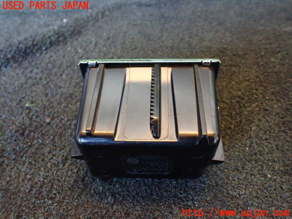 1UPJ-22197821]ベントレー・コンチネンタル・GT(BCBEB)灰皿1 中古_m0002.jpg
