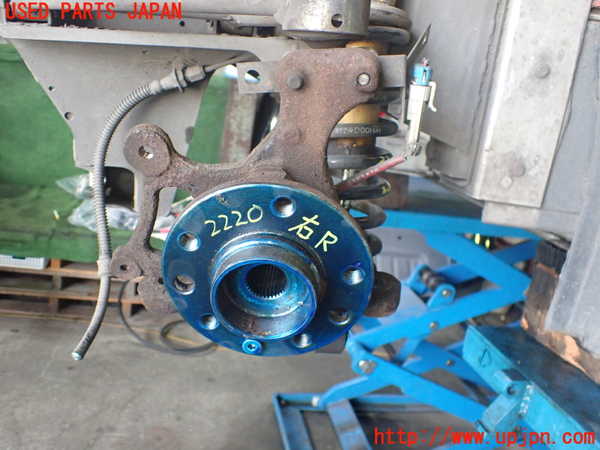 5UPJ-22204300]ロータス・ヨーロッパ S(1117-)右リアナックルハブ 中古 参考情報（適合保証なし）：121_m0001.jpg