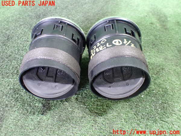 1UPJ-22207528]ロータス・ヨーロッパ S(1117-)エアコン吹き出し口3 (真中) 中古 参考情報（適合保証なし）：121_m0003.jpg