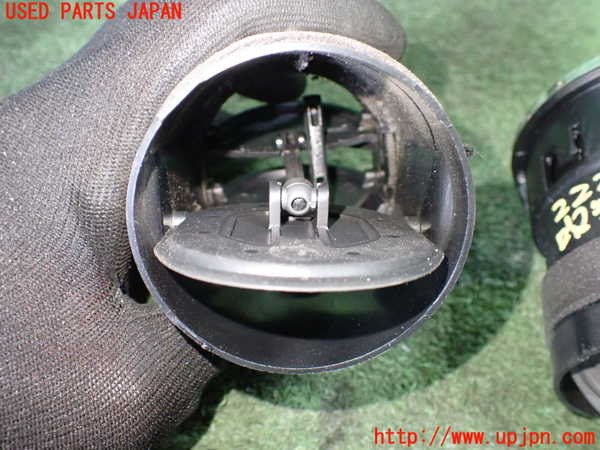 1UPJ-22207528]ロータス・ヨーロッパ S(1117-)エアコン吹き出し口3 (真中) 中古 参考情報（適合保証なし）：121_m0004.jpg