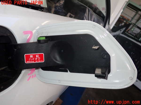2UPJ-22211690]BMW 335i カブリオレ(DX35)フューエルリッド 中古【E93】_m0002.jpg
