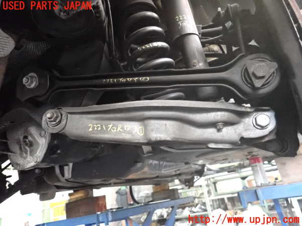 5UPJ-22215200]BMW 335i カブリオレ(DX35)右リアロアアーム1 中古【E93】_m0001.jpg