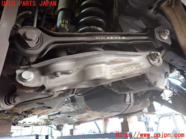 2UPJ-22215226]BMW 335i カブリオレ(DX35)左リアロアアーム1 中古【E93】_m0001.jpg