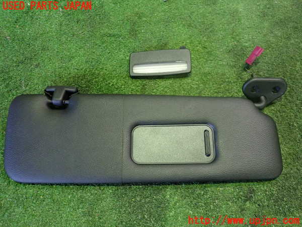 5UPJ-22217625]BMW 335i カブリオレ(DX35)室内サンバイザー右側 中古【E93】_m0001.jpg