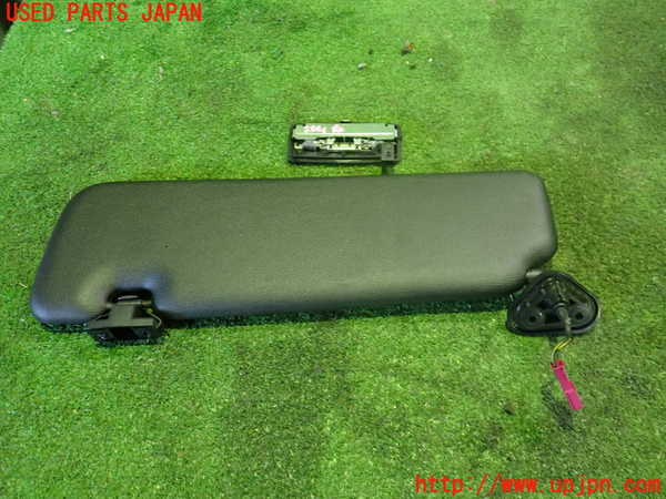 5UPJ-22217625]BMW 335i カブリオレ(DX35)室内サンバイザー右側 中古【E93】_m0003.jpg