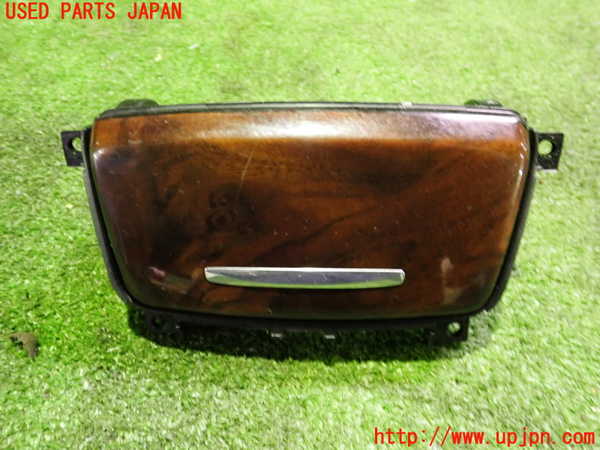 2UPJ-22217841]BMW 335i カブリオレ(DX35)小物入れ1 中古【E93】_m0001.jpg