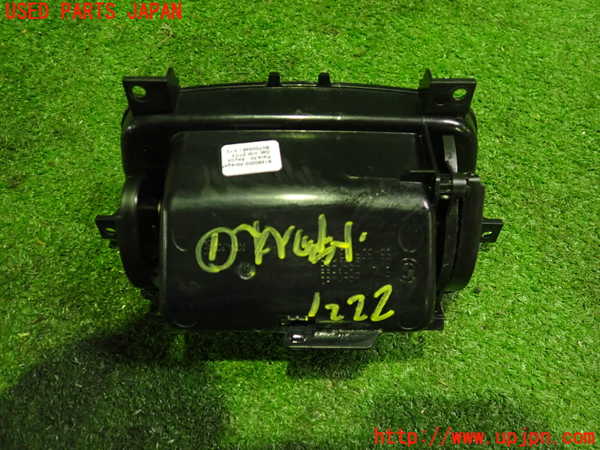 2UPJ-22217841]BMW 335i カブリオレ(DX35)小物入れ1 中古【E93】_m0003.jpg