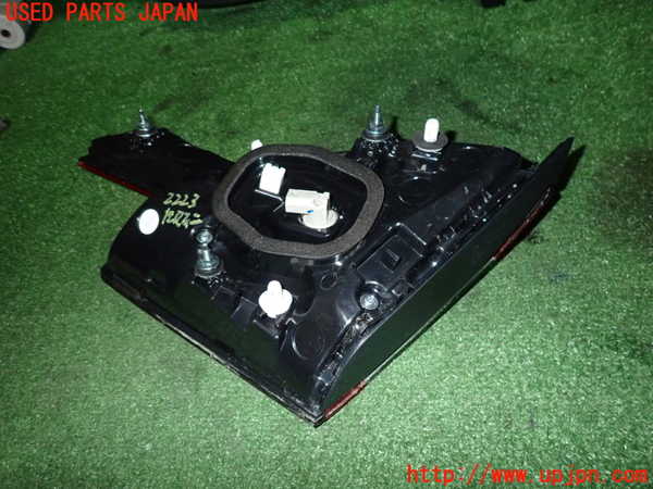 5UPJ-22231552]シビック(FL1)左リアフィニッシャー 中古_m0002.jpg