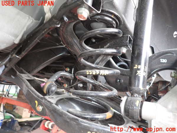 2UPJ-22235100]シビック(FL1)右リアスプリング 中古_m0001.jpg