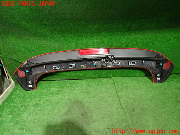2UPJ-22241520]クロストレック(GUD)リアスポイラー 中古_m0003.jpg