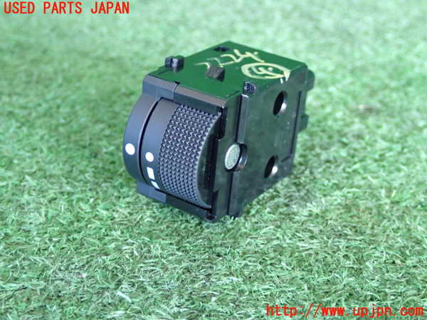 2UPJ-22246309]クロストレック(GUD)スイッチ4 (イルミネーションコントロールダイヤル) 中古_m0001.jpg