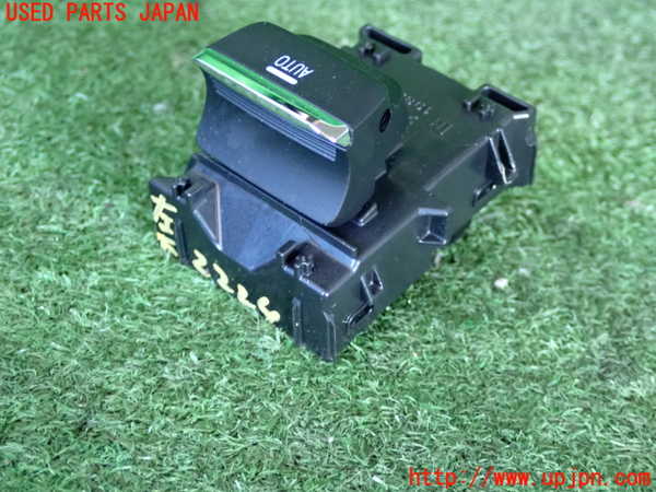 2UPJ-22246245]クロストレック(GUD)左前パワーウィンドウスイッチ 中古_m0002.jpg