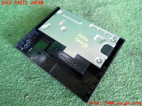 2UPJ-22246146]クロストレック(GUD)コンピューター1 (86222FN061) 中古_m0002.jpg
