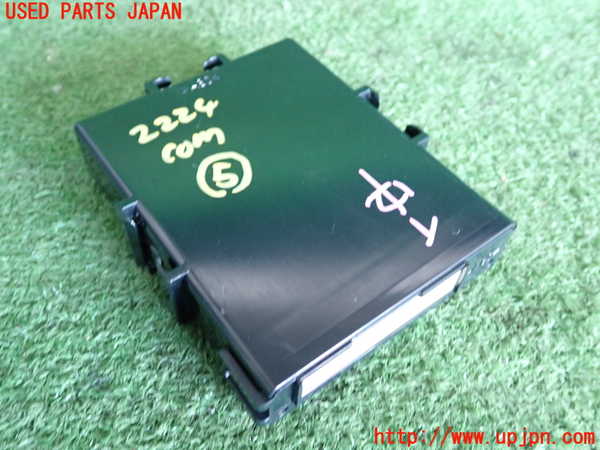 2UPJ-22246150]クロストレック(GUD)コンピューター5 (8831FN200) 中古_m0002.jpg