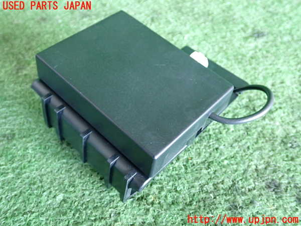 2UPJ-22246153]クロストレック(GUD)コンピューター8 (86321VC300) 中古_m0001.jpg