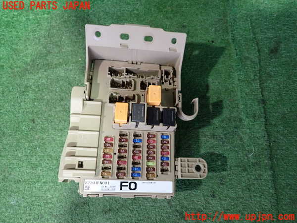 2UPJ-22246742]クロストレック(GUD)ヒューズボックス2 中古_m0001.jpg