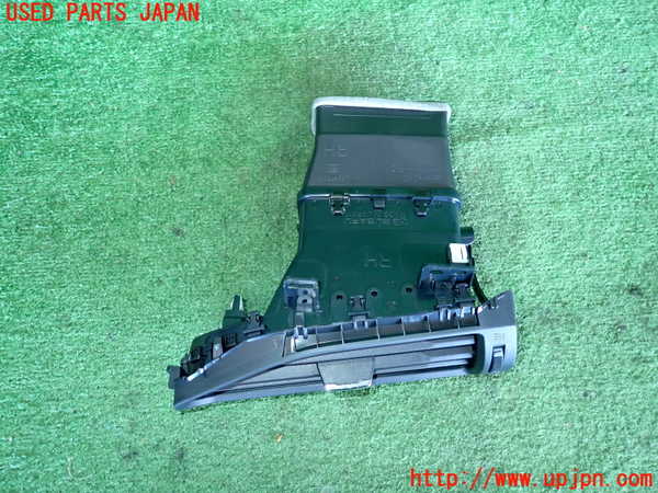 2UPJ-22247526]クロストレック(GUD)エアコン吹き出し口1 (右) 中古_m0003.jpg