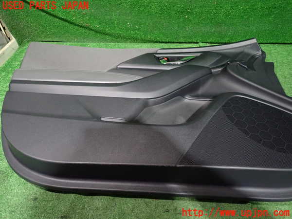 2UPJ-22241264]クロストレック(GUD)左前ドア内張り 中古_m0004.jpg