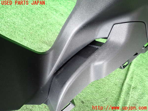 2UPJ-22247675]クロストレック(GUD)右リアピラートリム 中古_m0003.jpg