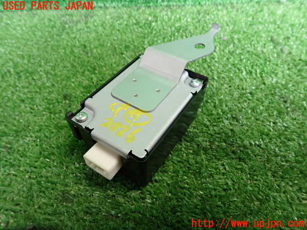 2UPJ-22266152]レガシィ B4(BL5)コンピューター7 (RECEIVER ASSY) 中古_m0001.jpg