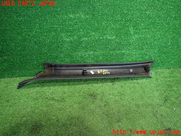 2UPJ-22267655]レガシィ B4(BL5)右フロントピラートリム 中古_m0002.jpg
