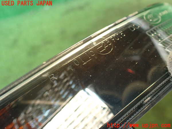 2UPJ-22271160]VW ザ･ビートル(16CBZ)右ウィンカーレンズ 中古_m0003.jpg