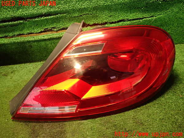 5UPJ-22271530]VW ザ･ビートル(16CBZ)右テールランプ 中古_m0001.jpg